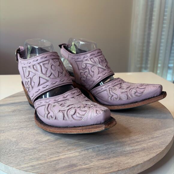 Lane Lavender Leather Western Cut-Out Booties Women’s Size 7 Embroidered Cowgirl - Picture 2 of 11